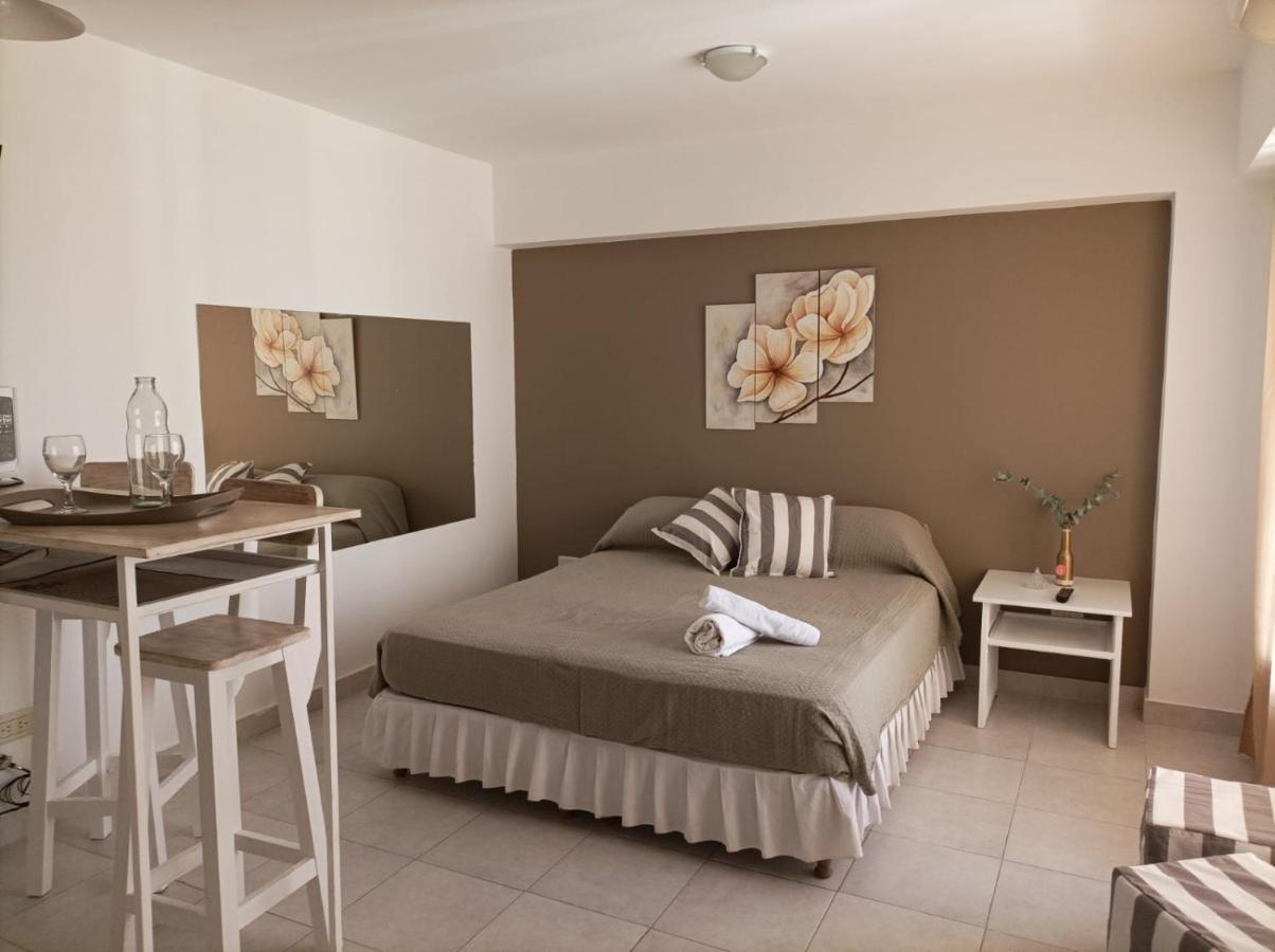 Departamento Salta Alsinaアパートメント エクステリア 写真